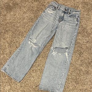 American Eagle Outfitters Distressed Blue Stovepipe Jeans size 0